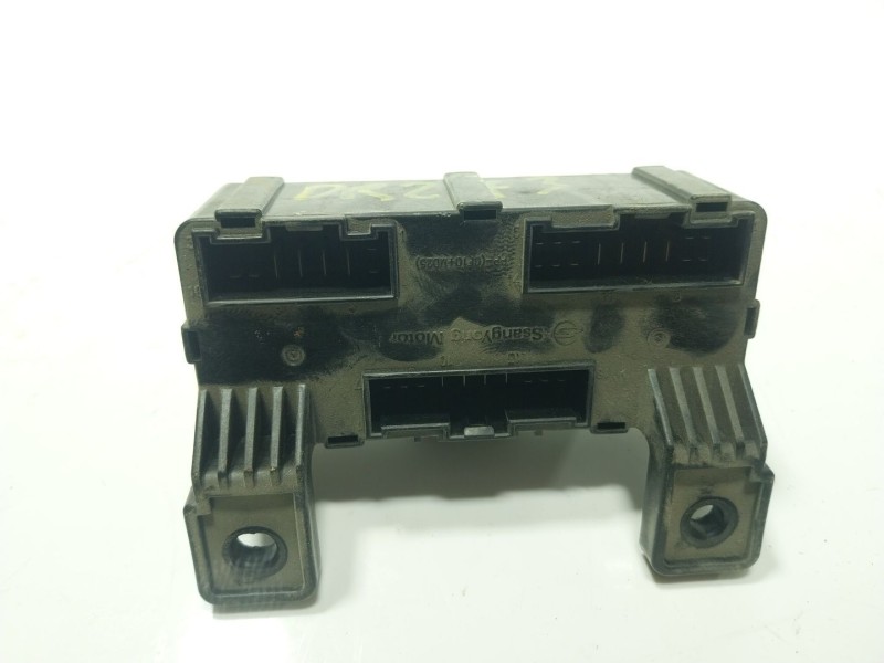 Recambio de modulo electronico para ssangyong korando (ck) 2.2 xdi referencia OEM IAM  8215034050 