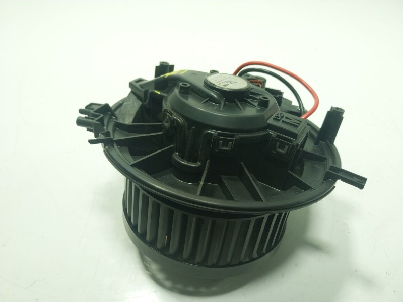 Recambio de motor calefaccion para volkswagen tiguan (ad1, ax1) 1.5 tsi referencia OEM IAM 5WB819021 5WB819021A 