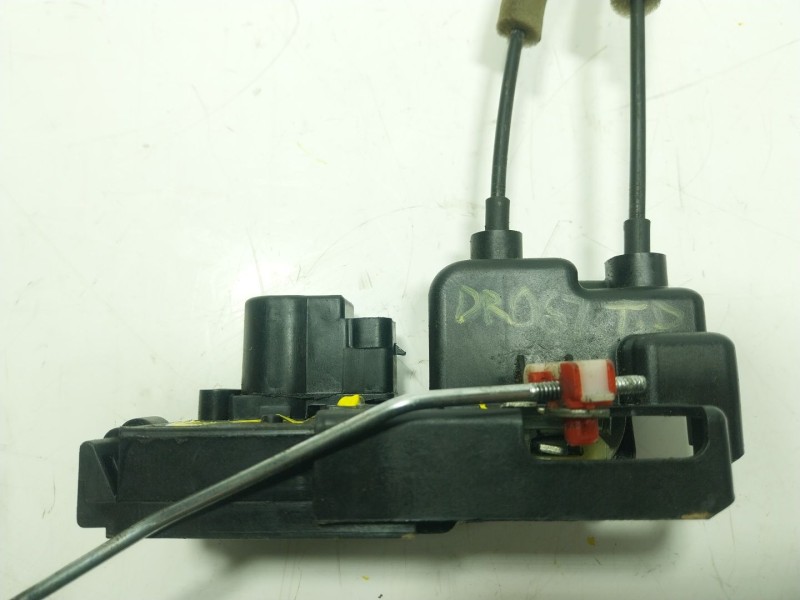 Recambio de cerradura puerta trasera derecha para ssangyong korando (ck) 2.0 e-xdi referencia OEM IAM   