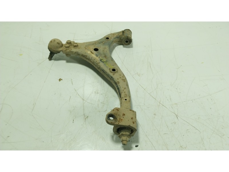 Recambio de brazo suspension inferior delantero derecho para ssangyong korando (ck) 2.2 xdi referencia OEM IAM   