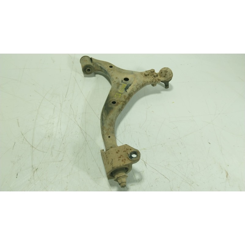 Recambio de brazo suspension inferior delantero izquierdo para ssangyong korando (ck) 2.2 xdi referencia OEM IAM   