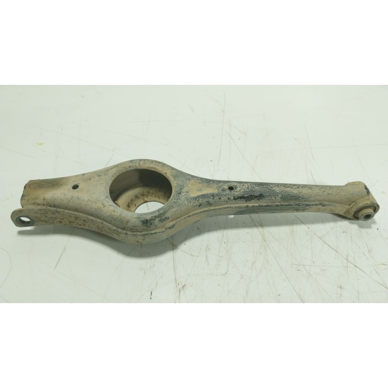 Recambio de brazo suspension inferior trasero izquierdo para ssangyong korando (ck) 2.2 xdi referencia OEM IAM   