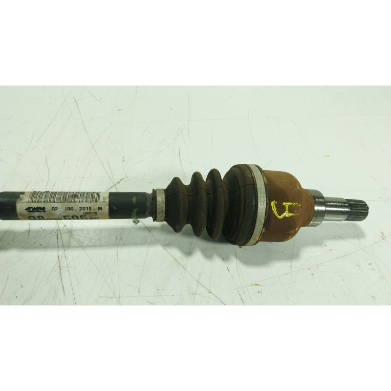 Recambio de transmision izquierda para peugeot 208 i (ca_, cc_) 1.2 vti 82 referencia OEM IAM 9803959580 9803959580 