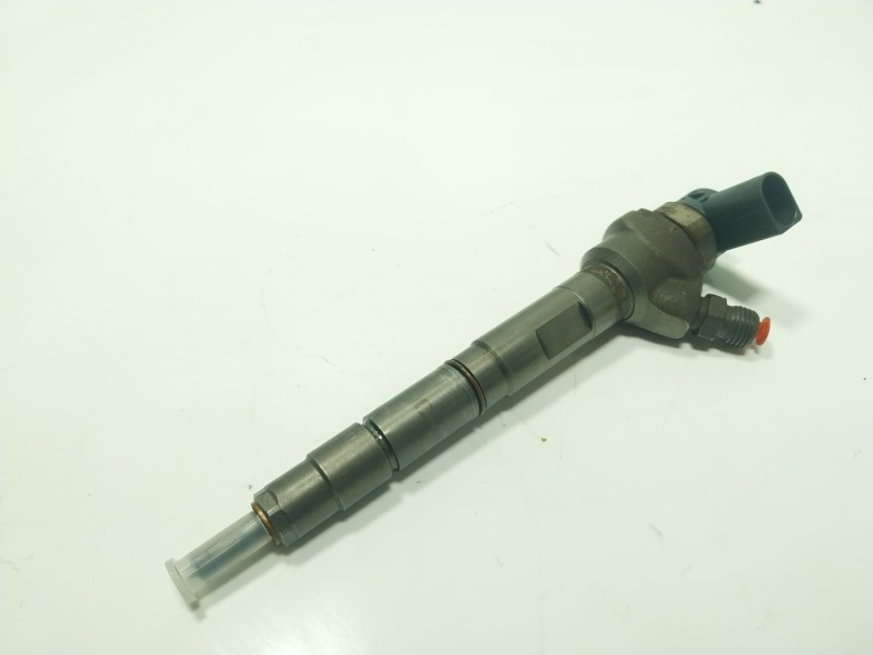 Recambio de inyector para audi q5 (8rb) 2.0 tdi referencia OEM IAM  03L130277J 