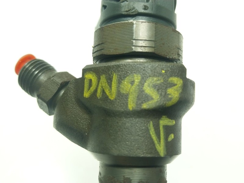 Recambio de inyector para audi q5 (8rb) 2.0 tdi referencia OEM IAM  03L130277J 