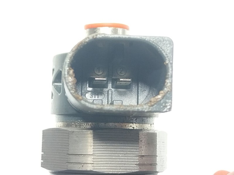 Recambio de inyector para audi a4 ber. (b8) 2.0 16v tdi referencia OEM IAM  03L130277Q 