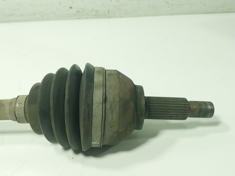 Recambio de transmision derecha para renault trafic ii furgoneta (fl) 2.0 dci 90 (fl0h) referencia OEM IAM 391003953R  