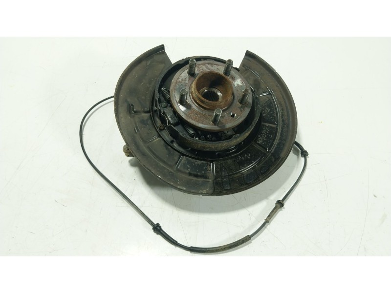 Recambio de mangueta trasera derecha para land rover discovery iv (l319) 3.0 sdv6 4x4 referencia OEM IAM LR045824  