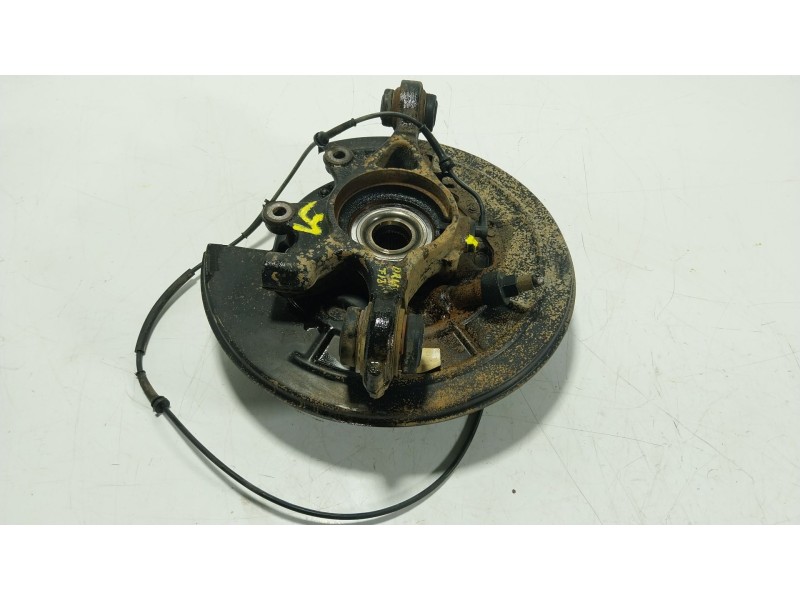 Recambio de mangueta trasera izquierda para land rover discovery iv (l319) 3.0 sdv6 4x4 referencia OEM IAM LR045825  