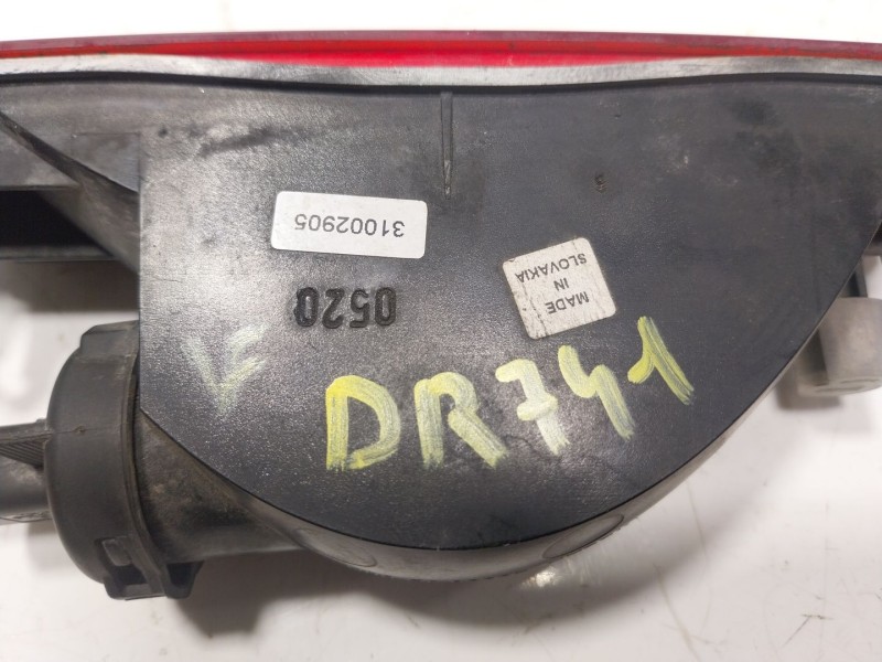 Recambio de piloto trasero central para nissan micra v (k14) 1.0 referencia OEM IAM  00964000 