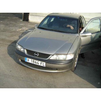 OPEL VECTRA B BERLINA