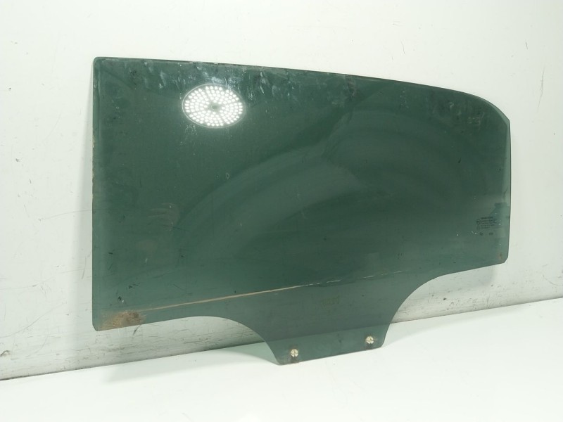 Recambio de cristal puerta trasero izquierdo para ssangyong korando (ck) 2.0 e-xdi referencia OEM IAM   