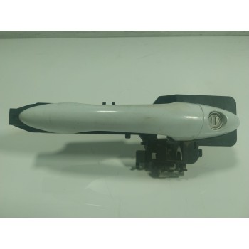 MANETA EXTERIOR DELANTERA IZQUIERDA 826513U000 