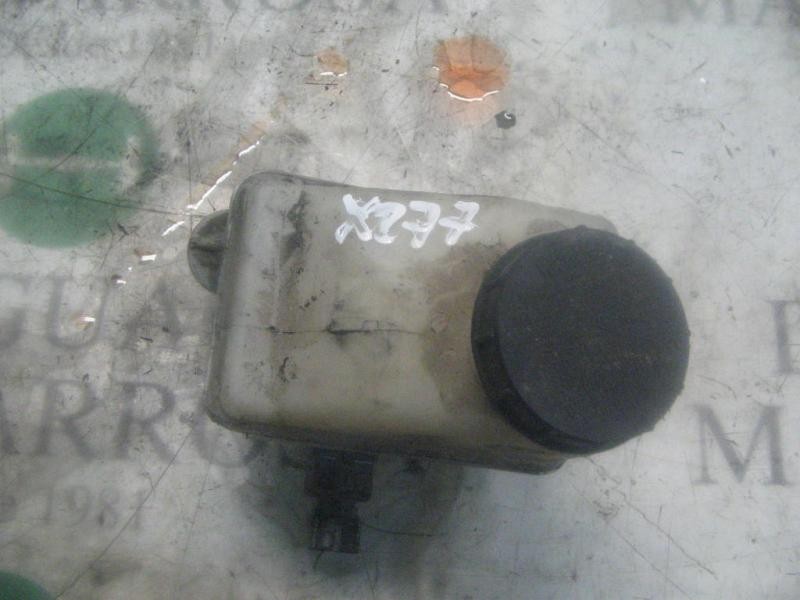 Recambio de deposito servo para hyundai coupe (j2) 1.6 fx coupe referencia OEM IAM   