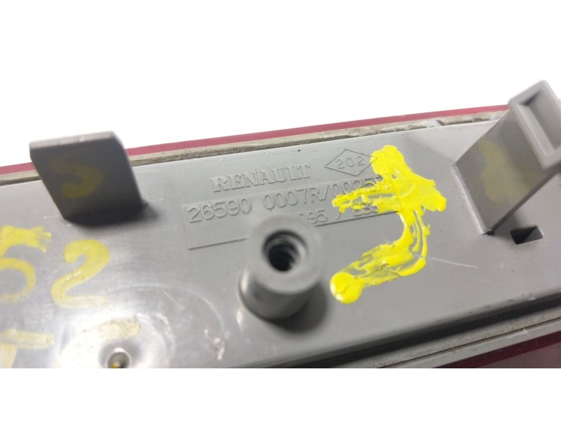 Recambio de piloto trasero central para renault megane iii coupe 1.4 tce referencia OEM IAM  265900007R 