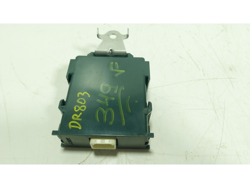 Recambio de modulo electronico para toyota yaris cross (mxp_) 1.5 hybrid (mxpj10) referencia OEM IAM  865720D050 