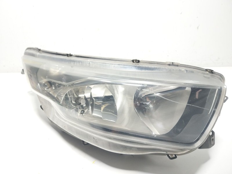 Recambio de faro derecho para iveco daily vi furgoneta 33s15, 35s15, 35c15 referencia OEM IAM  5801473749 