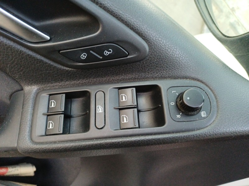 volkswagen golf vi (5k1) del año 2011