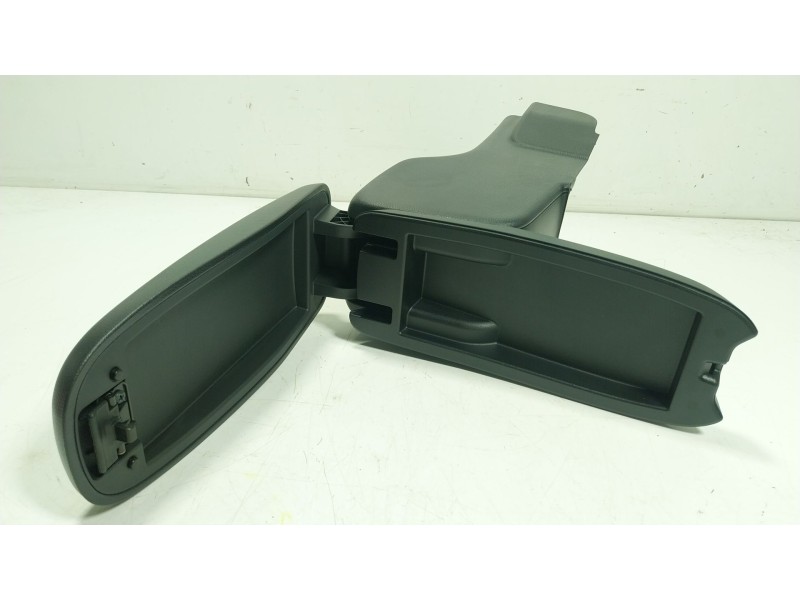 Recambio de apoyabrazos central para toyota yaris cross (mxp_) 1.5 hybrid (mxpj10) referencia OEM IAM  58901K0020 