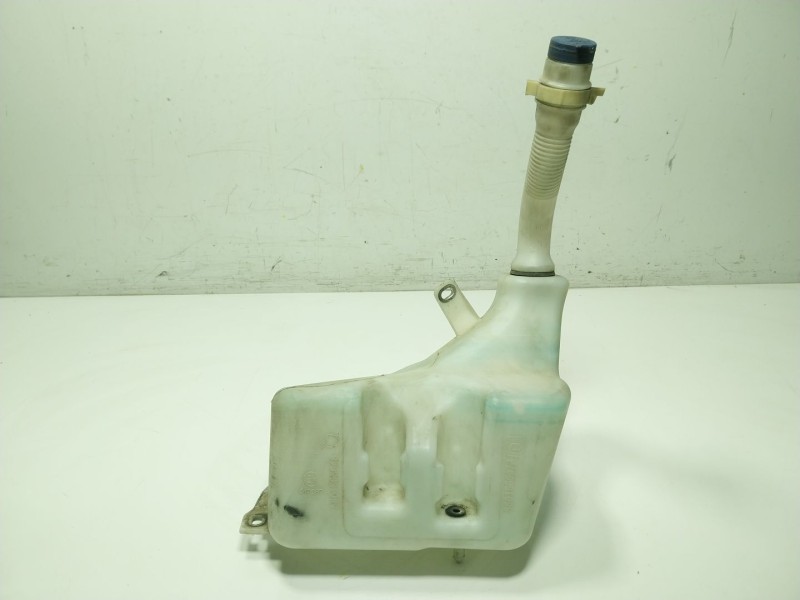 Recambio de deposito limpia para iveco daily vi furgoneta 33s15, 35s15, 35c15 referencia OEM IAM  5801565973 