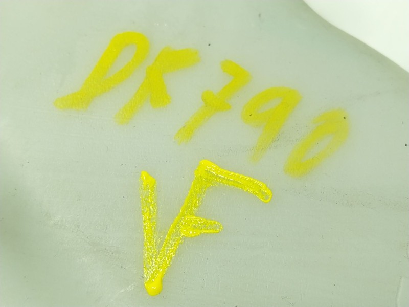 Recambio de deposito limpia para iveco daily vi furgoneta 33s15, 35s15, 35c15 referencia OEM IAM  5801565973 