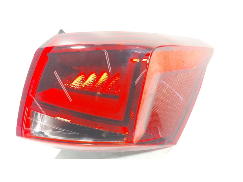 Recambio de piloto trasero derecho para seat arona (kj7, kjp) 1.0 tsi referencia OEM IAM  6F9945208B 