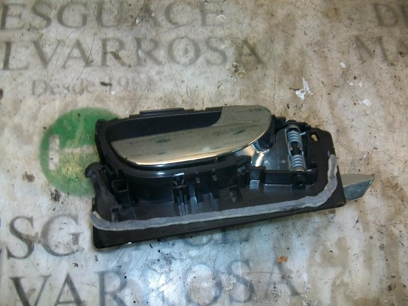 Recambio de maneta interior delantera derecha para peugeot 307 (s1) xr referencia OEM IAM   