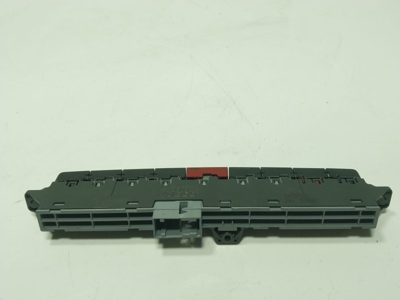 Recambio de mando multifuncion para iveco daily vi furgoneta 33s15, 35s15, 35c15 referencia OEM IAM  5801527508 