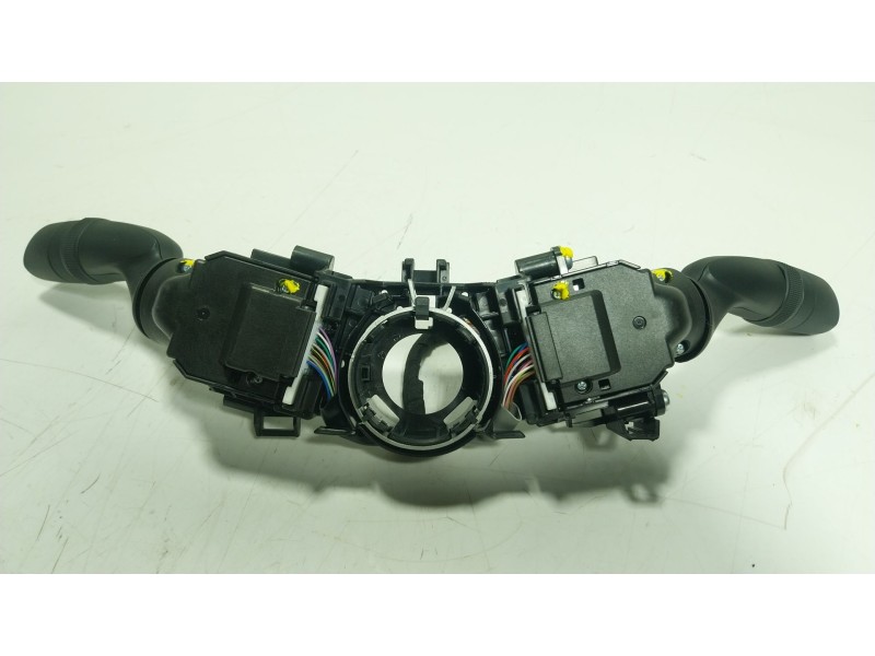 Recambio de mando luces para toyota yaris cross (mxp_) 1.5 hybrid (mxpj10) referencia OEM IAM  02D7017J910 