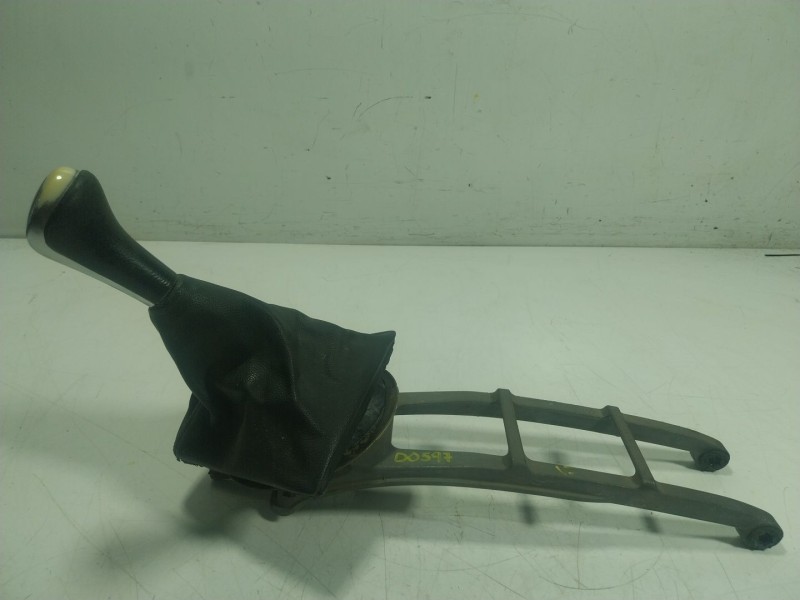 Recambio de palanca cambio para bmw x3 (e83) 2.0 d referencia OEM IAM 25113411922  