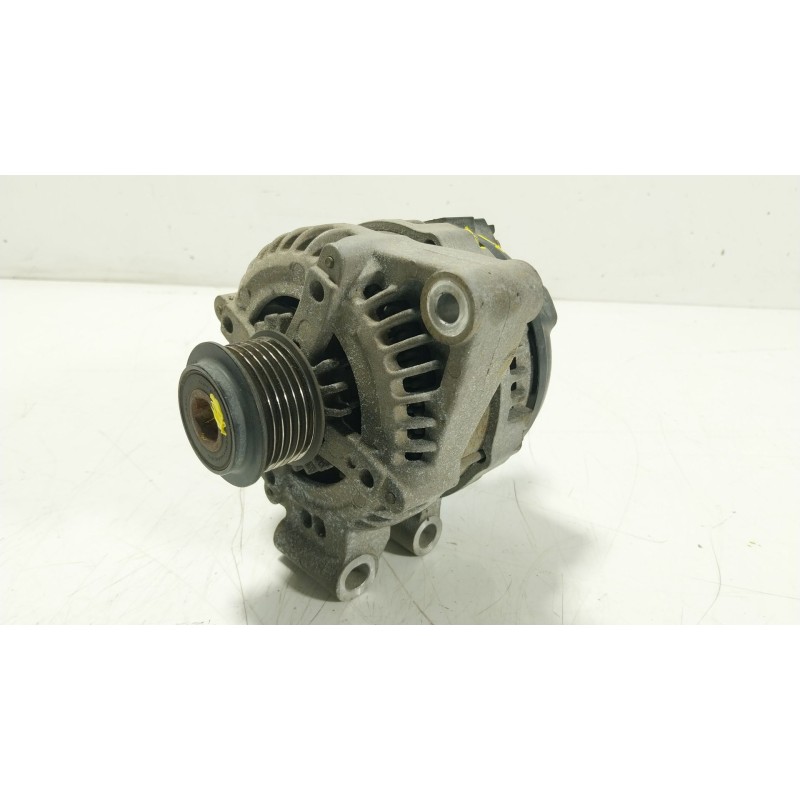 Recambio de alternador para land rover discovery iv (l319) 3.0 sdv6 4x4 referencia OEM IAM LR065866 AH2210300AC 