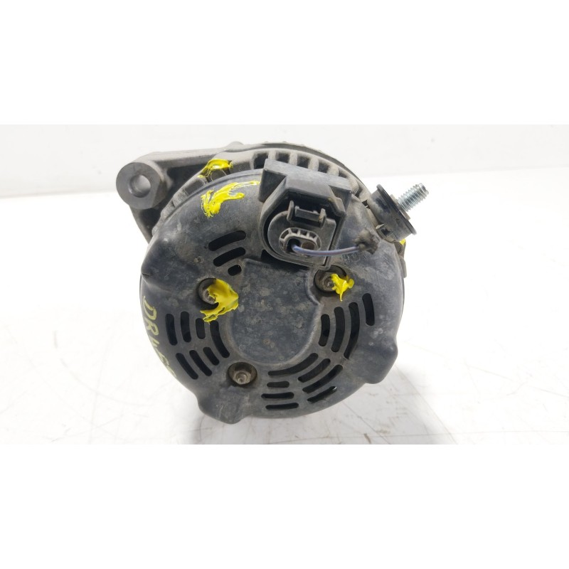 Recambio de alternador para land rover discovery iv (l319) 3.0 sdv6 4x4 referencia OEM IAM LR065866 AH2210300AC 