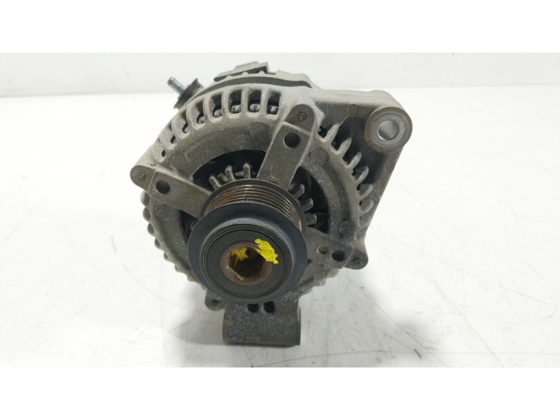 Recambio de alternador para land rover discovery iv (l319) 3.0 sdv6 4x4 referencia OEM IAM LR065866 AH2210300AC 