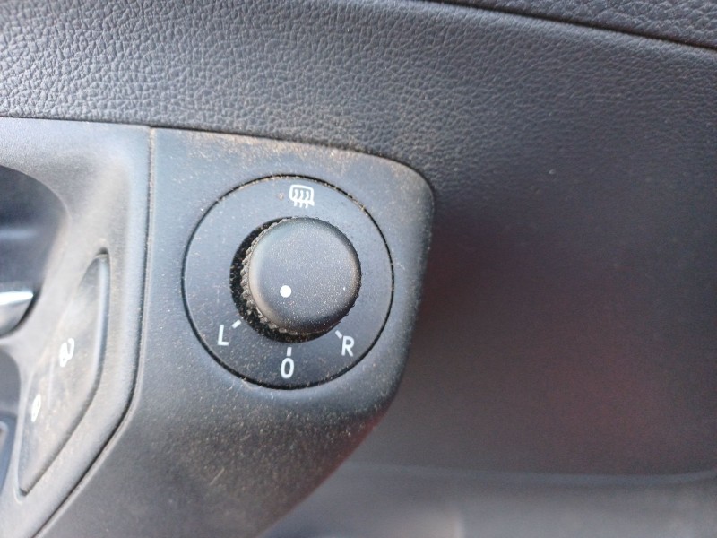 volkswagen polo v (6r1, 6c1) del año 2013