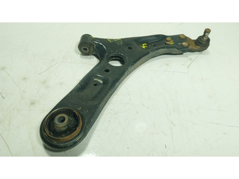 Recambio de brazo suspension inferior delantero derecho para hyundai i30 (gd) 1.4 referencia OEM IAM 54501A2600  