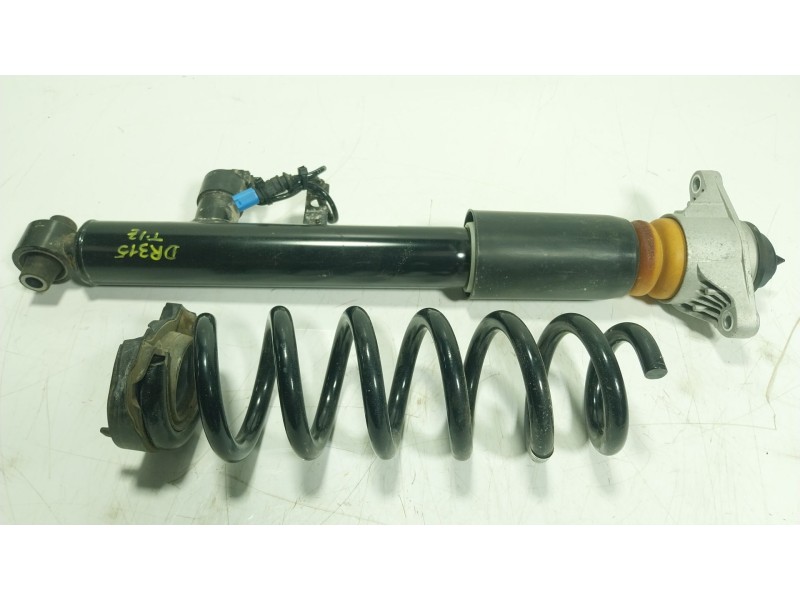 Recambio de amortiguador trasero izquierdo para bmw 4 gran coupe (g26) 420 d mild-hybrid xdrive referencia OEM IAM  6889315A 