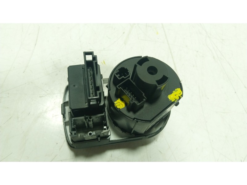 Recambio de mando luces para audi a1 (8x1, 8xk) 1.4 tfsi referencia OEM IAM 8X1941531AD 8X1941531AD 