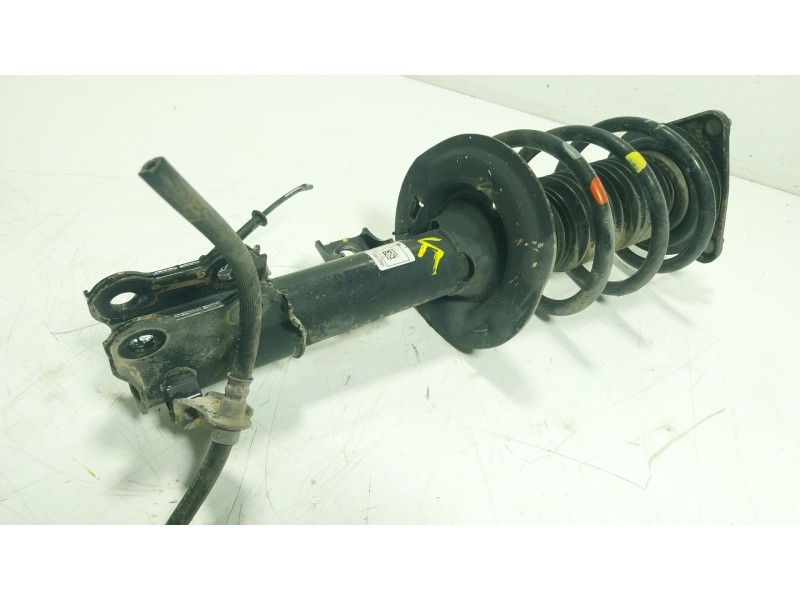 Recambio de amortiguador delantero derecho para hyundai i30 (gd) 1.4 referencia OEM IAM 54661A6800 54660A6800 