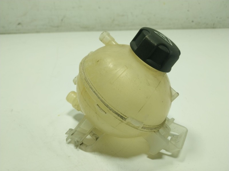 Recambio de deposito expansion para opel combo e tour / life (k9) 1.5 referencia OEM IAM   9678125880