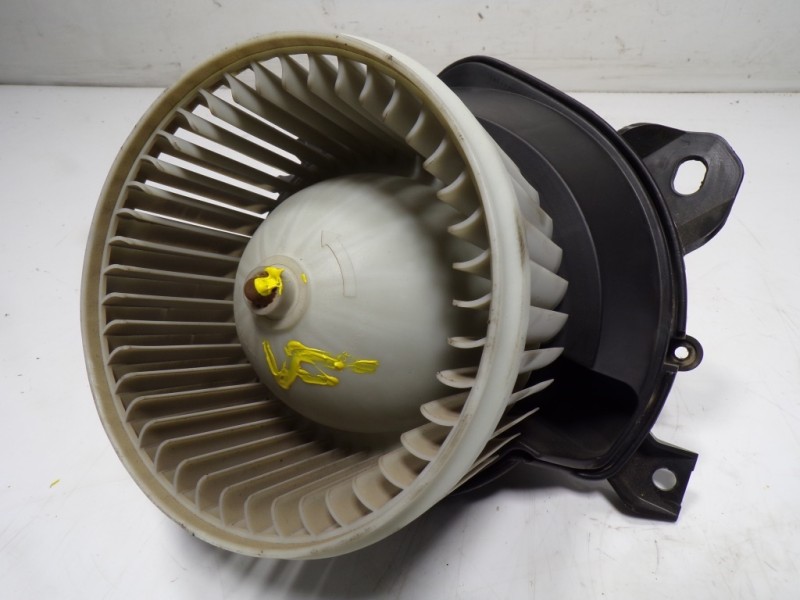 Recambio de motor calefaccion para opel corsa e 1.4 referencia OEM IAM 13335075 13335075 