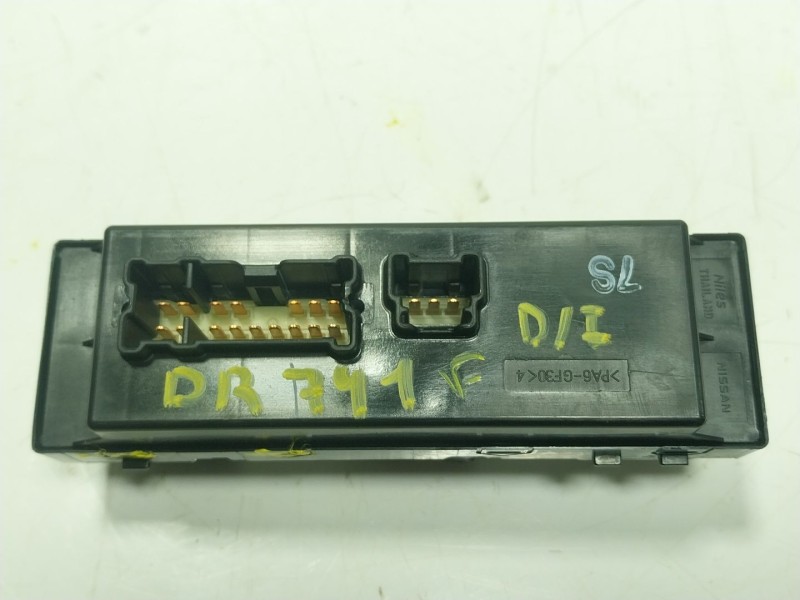 Recambio de mando elevalunas delantero izquierdo para nissan micra v (k14) 1.0 referencia OEM IAM   