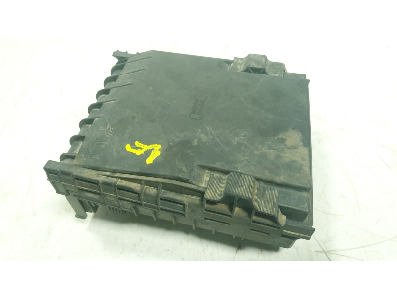 Recambio de caja reles / fusibles para volkswagen caddy iii furgoneta/monovolumen (2ka, 2kh, 2ca, 2ch) 1.6 tdi referencia OEM IA