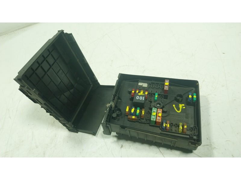 Recambio de caja reles / fusibles para volkswagen caddy iii furgoneta/monovolumen (2ka, 2kh, 2ca, 2ch) 1.6 tdi referencia OEM IA