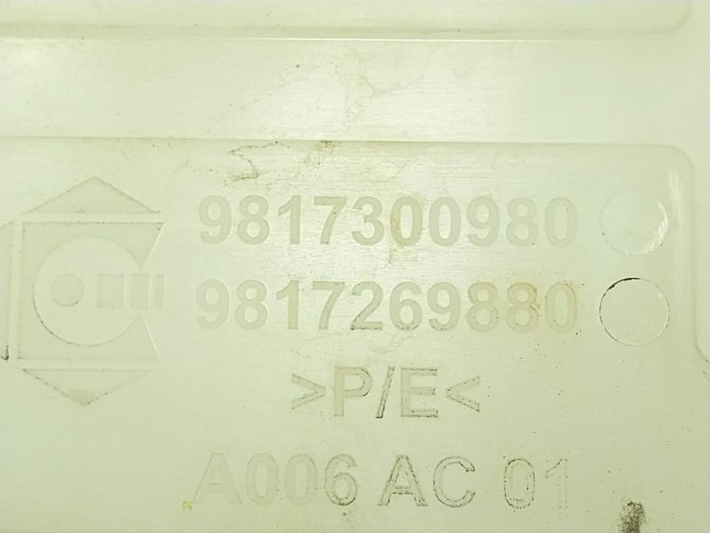Recambio de deposito limpia para opel combo e tour / life (k9) 1.5 referencia OEM IAM   9817300980