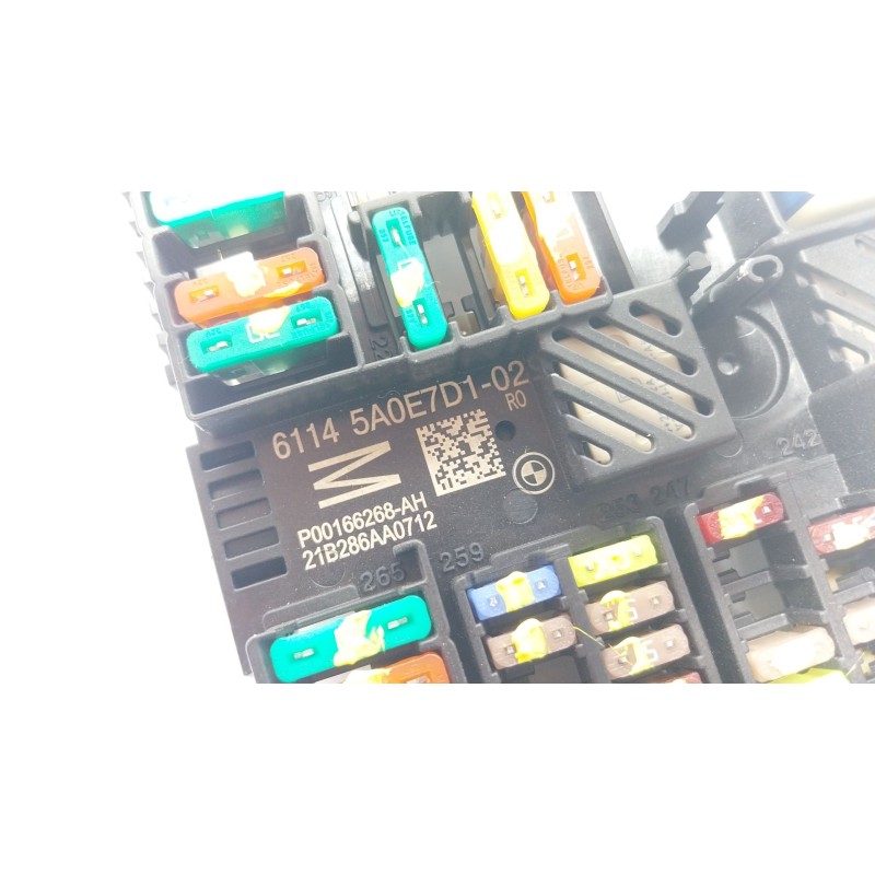 Recambio de caja reles / fusibles para bmw 4 gran coupe (g26) 420 d mild-hybrid xdrive referencia OEM IAM  61145A0E7D1 