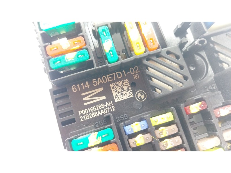 Recambio de caja reles / fusibles para bmw 4 gran coupe (g26) 420 d mild-hybrid xdrive referencia OEM IAM  61145A0E7D1 