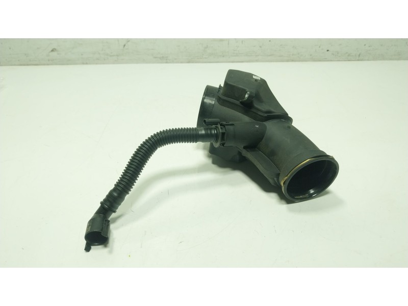 Recambio de tubo intercooler para bmw 4 gran coupe (g26) 420 d mild-hybrid xdrive referencia OEM IAM  1371858043203 