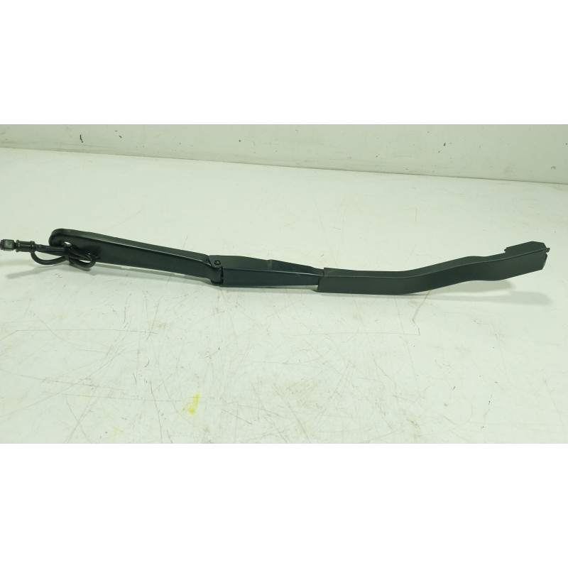 Recambio de brazo limpia delantero izquierdo para bmw 4 gran coupe (g26) 420 d mild-hybrid xdrive referencia OEM IAM   