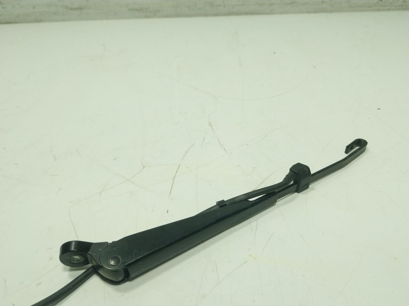 Recambio de brazo limpia trasero para ineos grenadier todo terreno, cerrada 3.0 ti 4x4 (geb) referencia OEM IAM   