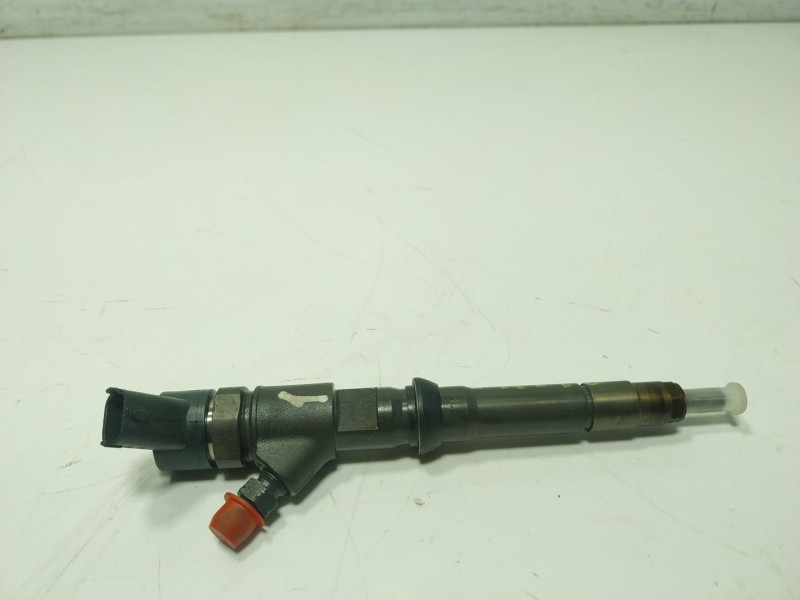 Recambio de inyector para iveco daily vi furgoneta 33s15, 35s15, 35c15 referencia OEM IAM  500061268 